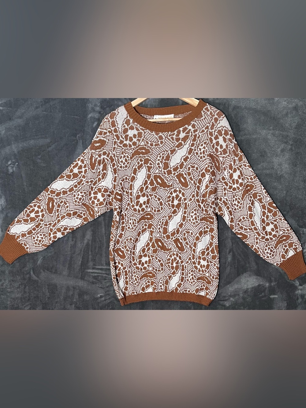 Vtg Vivanti Sz 8 Brown Cream Paisley Crewneck Sweater